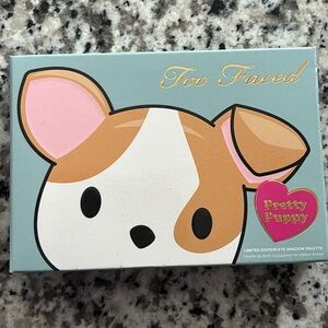Too Faced Pretty Puppy limited edition eyeshadow palette